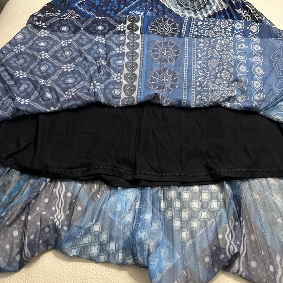 Desigual Women’s Patchwork Pleated Midi Skirt - Made in Spain - Size XL - Picture 3 of 8